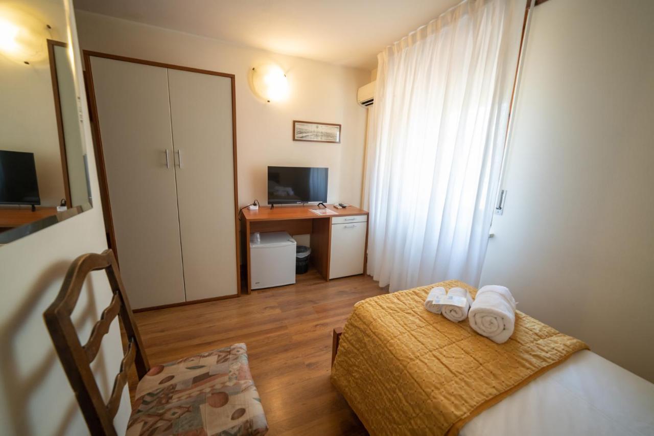 Hotel Siros فيرونا المظهر الخارجي الصورة