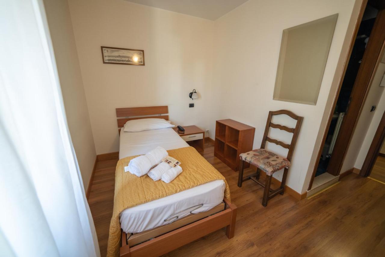 Hotel Siros فيرونا المظهر الخارجي الصورة