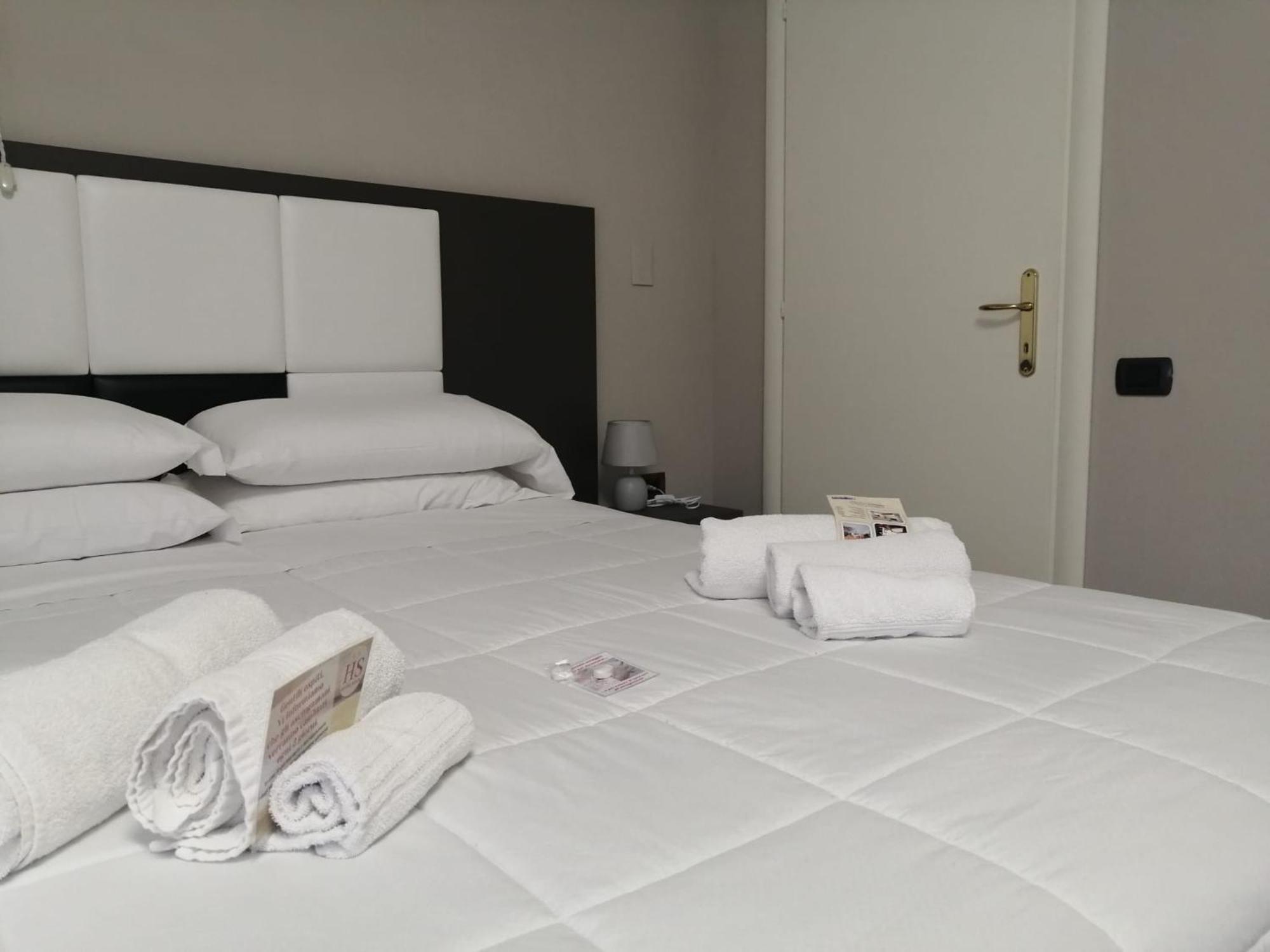 Hotel Siros فيرونا المظهر الخارجي الصورة