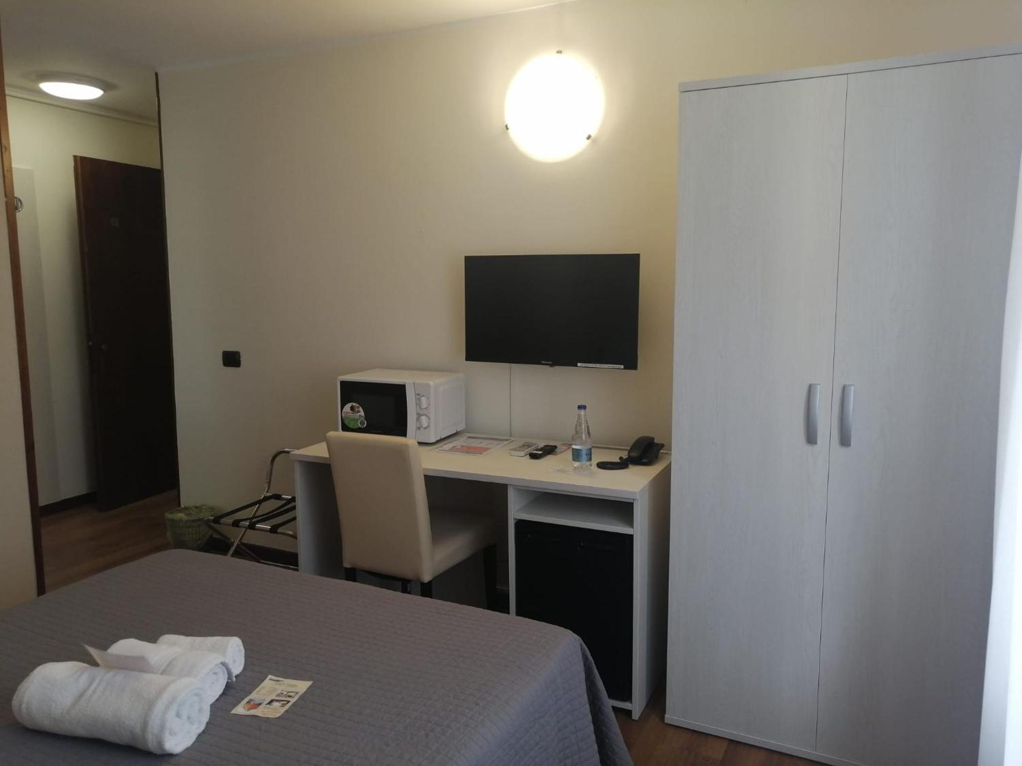 Hotel Siros فيرونا المظهر الخارجي الصورة